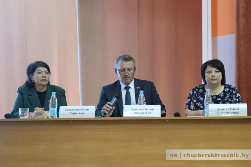 В Чечерском районе проходит единый день информирования
