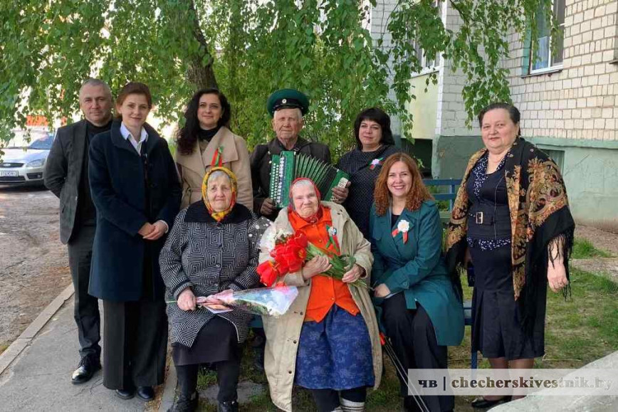 На Чечерщине звучат поздравления с Днем Победы