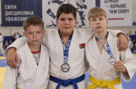 Чечерские юные борцы пополнили копилку наград
