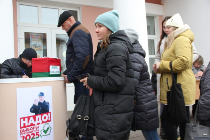 На Чечерщине активно идет сбор подписей в поддержку потенциальных кандидатов в Президенты Беларуси