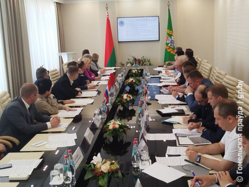 У аблвыканкаме абмеркавалі падрыхтоўку і правядзенне фестывалю «Славянскае адзінства» з удзелам прадстаўнікоў прыгранічных абласцей