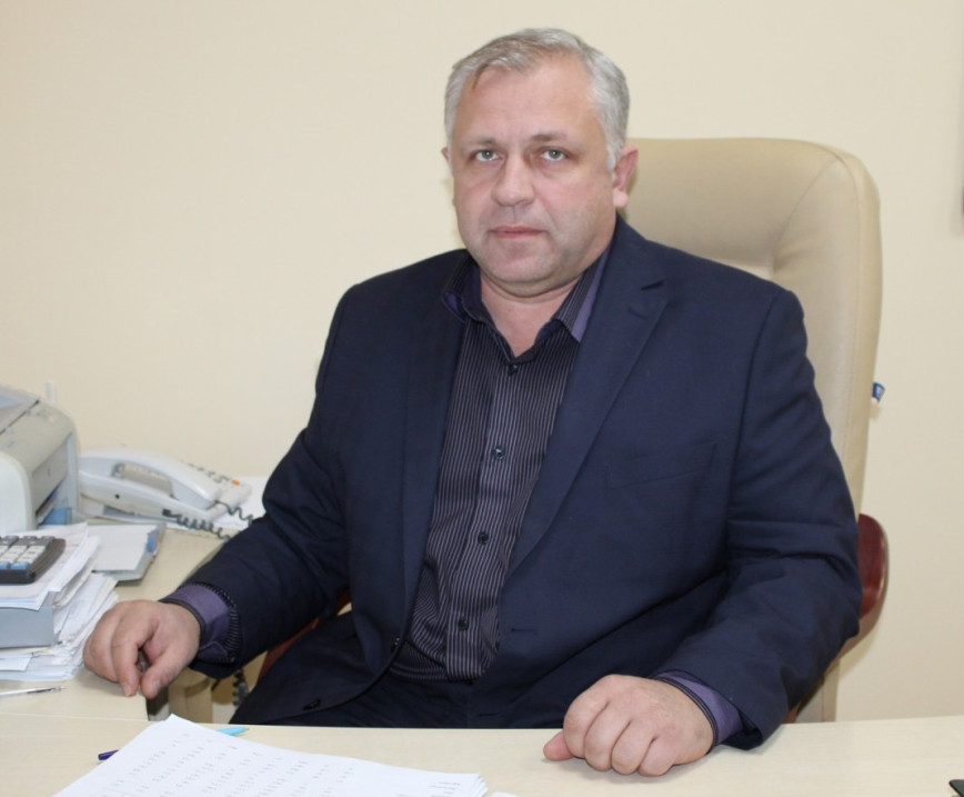 На пасаду першага намесніка старшыні райвыканкама - начальніка ўпраўлення сельскай гаспадаркі і харчавання прызначаны Віктар Братачкін